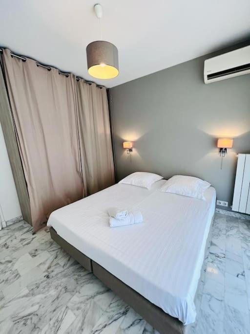 Le Pinede - Apt 4 Prs- Parking - Clim - 500M Plages Antibes Extérieur photo