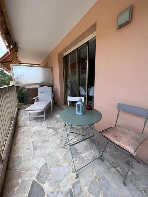 Le Pinede - Apt 4 Prs- Parking - Clim - 500M Plages Antibes Extérieur photo