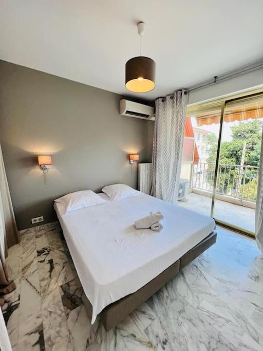 Le Pinede - Apt 4 Prs- Parking - Clim - 500M Plages Antibes Extérieur photo
