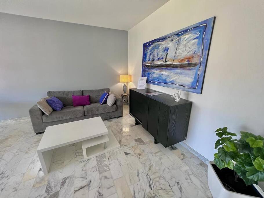 Le Pinede - Apt 4 Prs- Parking - Clim - 500M Plages Antibes Extérieur photo